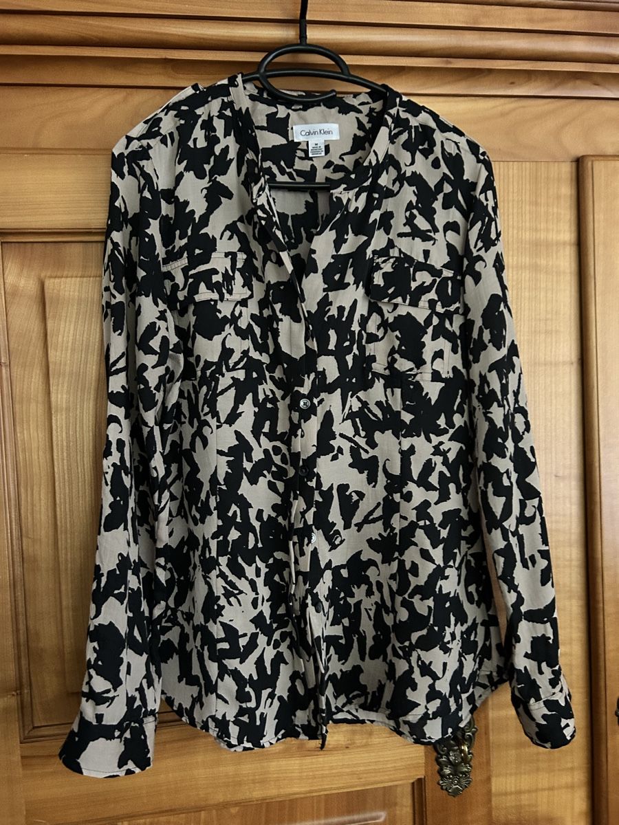 Calvin Klein Camicette: Schwarz/beige Bluse von Calvin Klein Gr. M – Usato da Worben venduto da fra_s78y