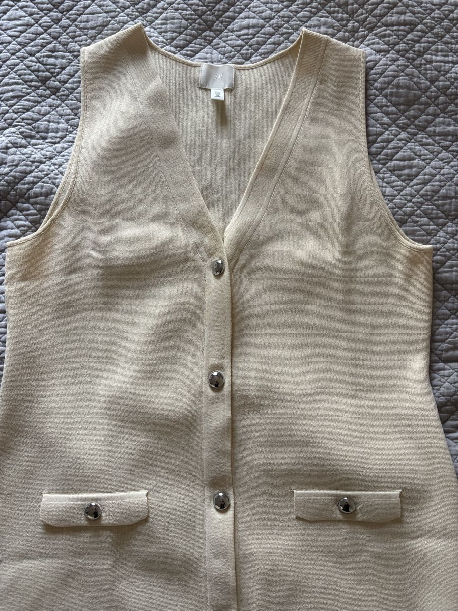 H&M Kleider: Robe sans manches jaune – Neu (gemäss Beschreibung) aus Lausanne von shabnam.t 1