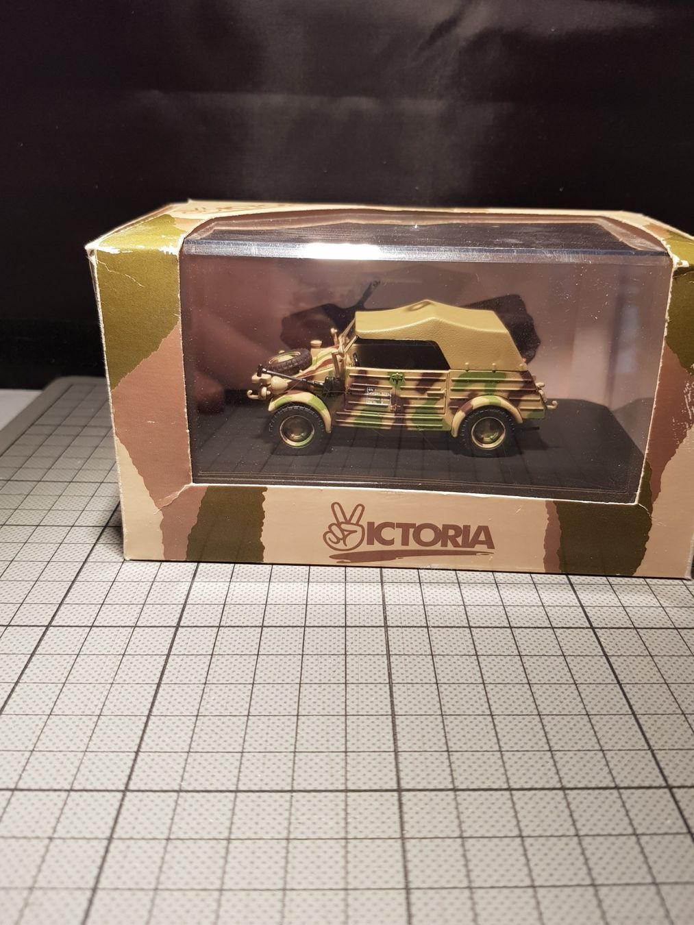 Modellini d'auto: Victoria Military Assorted - Panzer – Usato da Chézard-St-Martin venduto da quota1234 1
