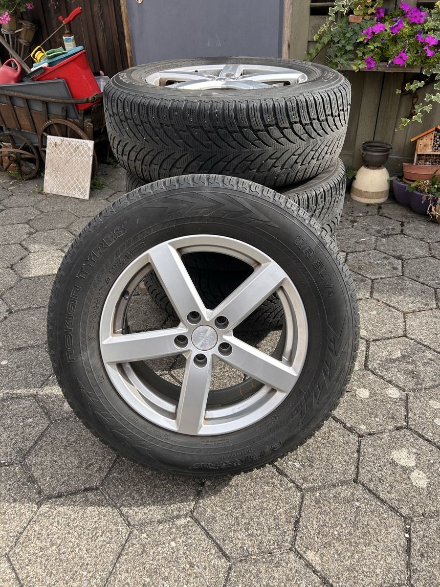 Pneumatici & Ruote complete: Winterräder Volvo XC 60 – Usato da Zofingen venduto da Froggylonglong