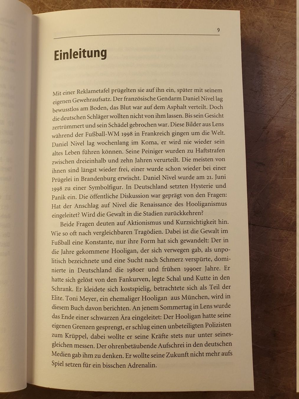 Bücher: Im Schatten des Spiels - Ronny Blaschke – Gebraucht aus Zürich von loosebone 7