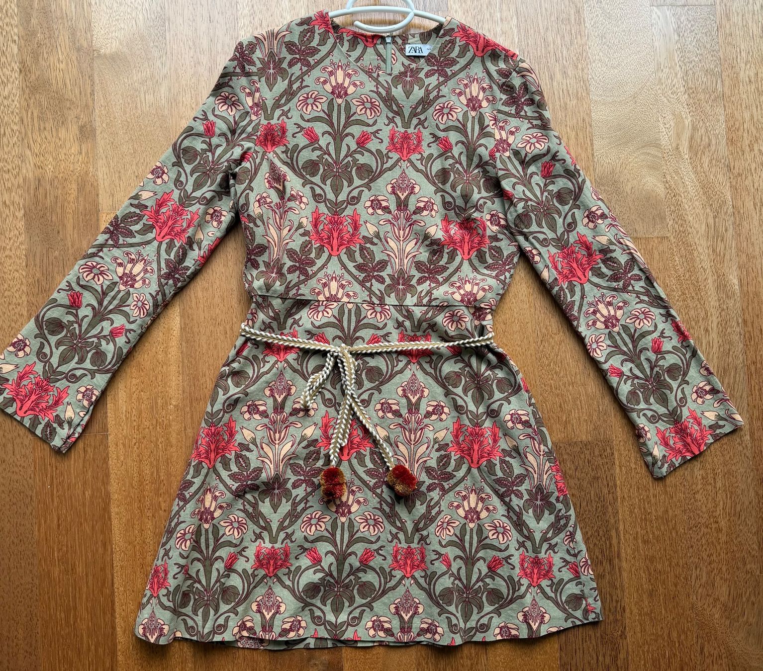 Vestiti: Zara Leinendress Kleid Pompom – Nuovo (secondo la descrizione) da Oberwil-Lieli venduto da Borz2 3