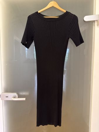 Schwarzes A/X Armani Exchange Kleid Gr. S - Frühling/Sommer 