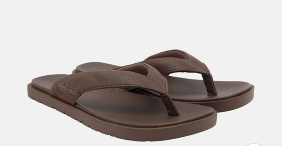 Ugg Herrenschuhe: Ugg Sandales taille 42 – Neu (gemäss Beschreibung) aus Fully von julienreuse 1