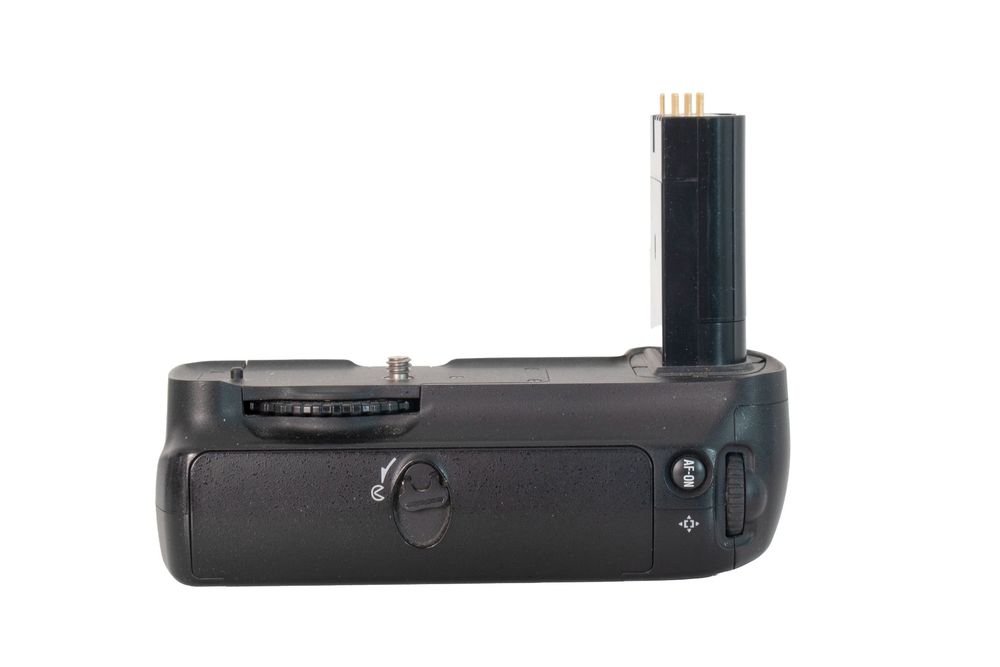 EN EL3e Zubehör CELLONIC Batteriegriff Für Nikon D200 – Vertikalgriff Mit Akkufach Für EN-EL3e | Zusätzlicher Auslöser & Bedienelemente | Mehr Laufzeit & Besseres Handling Vertical Grip