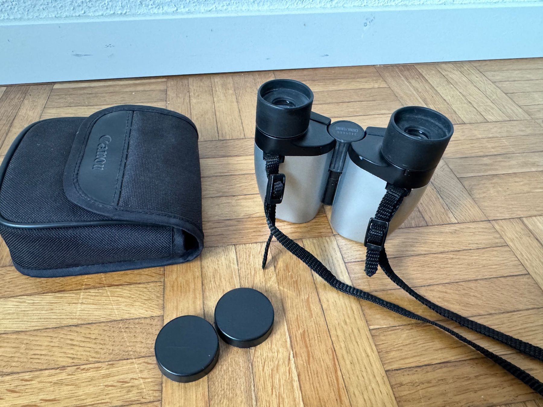 Canon Binocoli: CANON FERNGLAS FELDSTECHER 8X22 – Usato da Frauenfeld venduto da mani.s 3