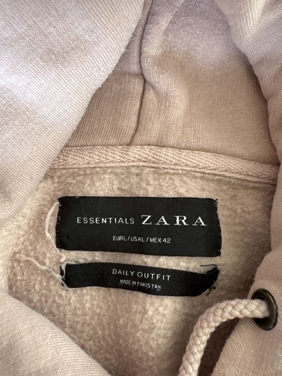 Zara Pulls & Sweat-shirts: Kapuzenpulli  – D'occasion à Zürich par SNOWDRIFT 1