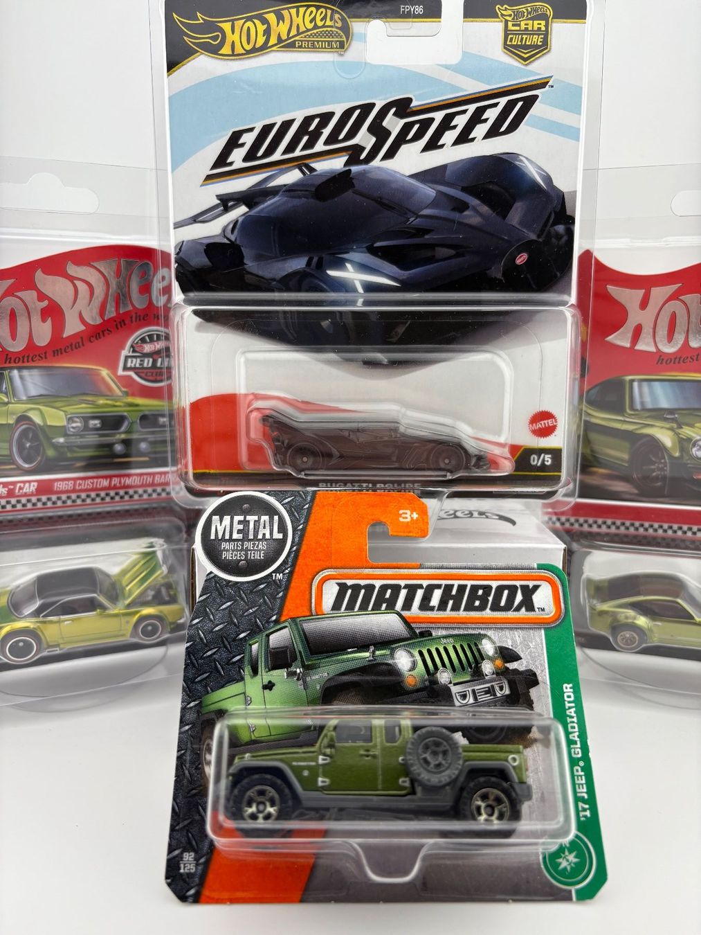 Matchbox Modellini d'auto: Matchbox 17 Jeep Gladiator - 2017 - 92/125 – Nuovo e nell'imballaggio originale da Flawil venduto da HeisseReifen