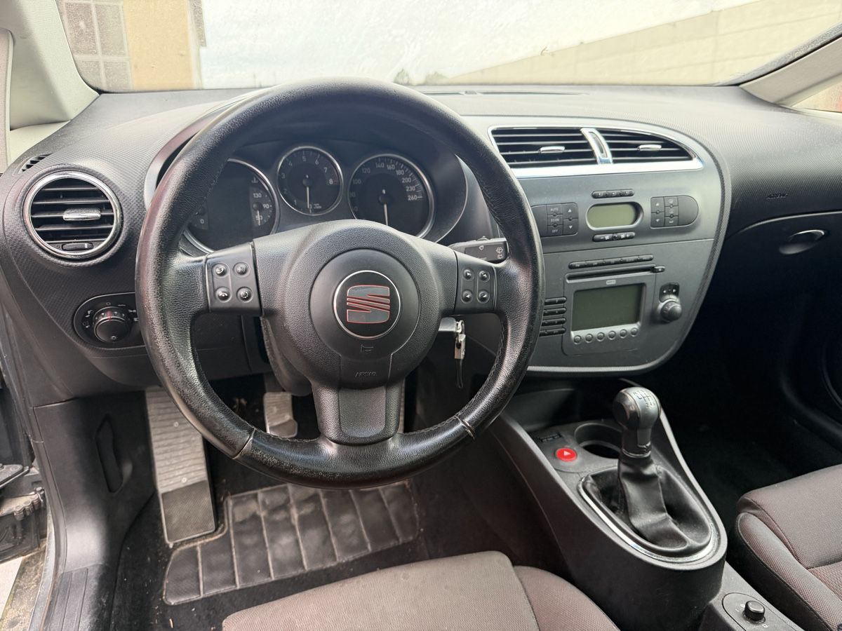 Tutti pezzi di ricambio auto: Seat Leon Teile Schlachten  – Usato da Geiss venduto da luk_cnw8 9