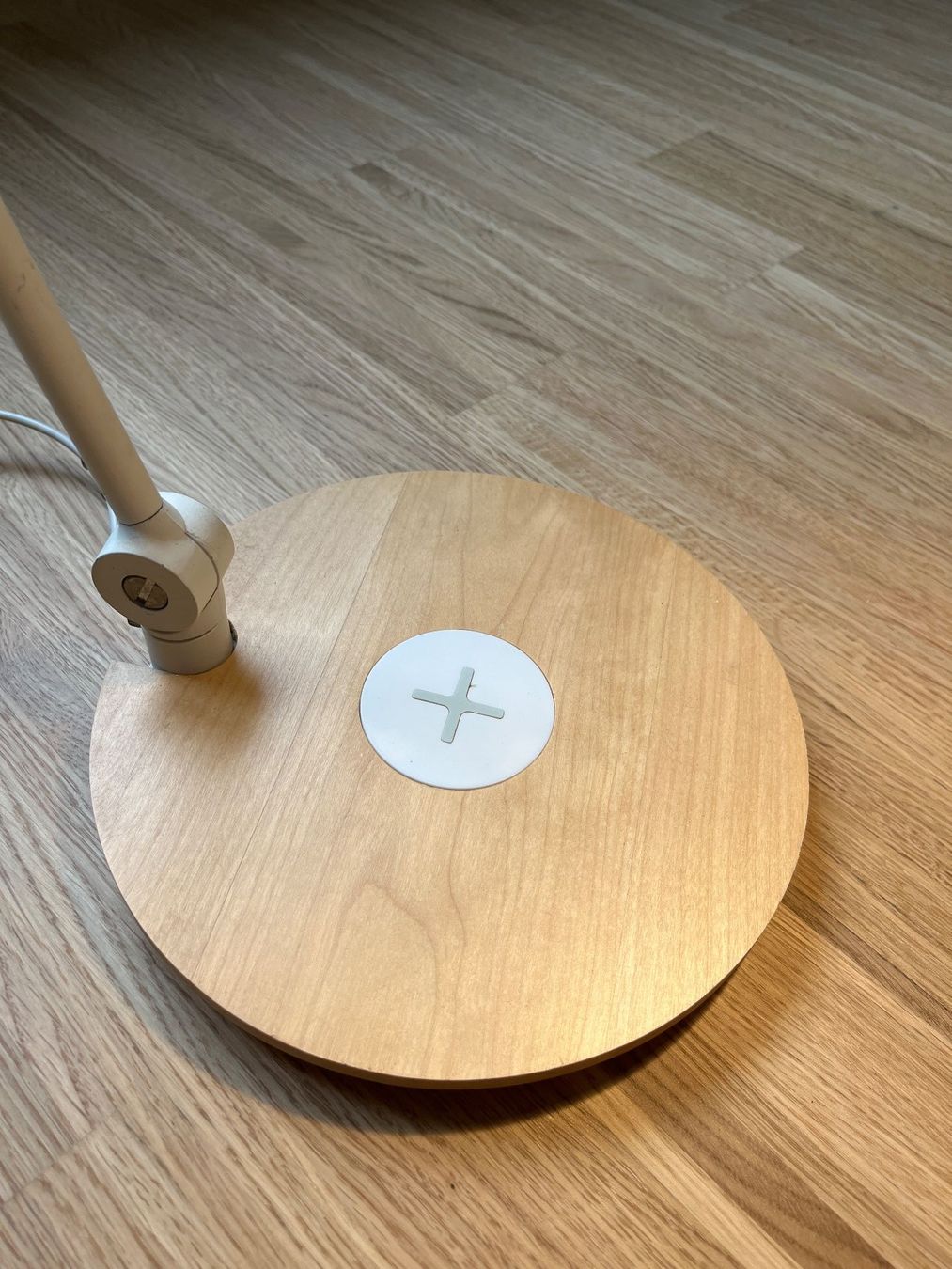 Ikea Lampade: IKEA Arbeitsleuchte mit Ladefunktion – Usato da Suhr venduto da fabiohunziker 2