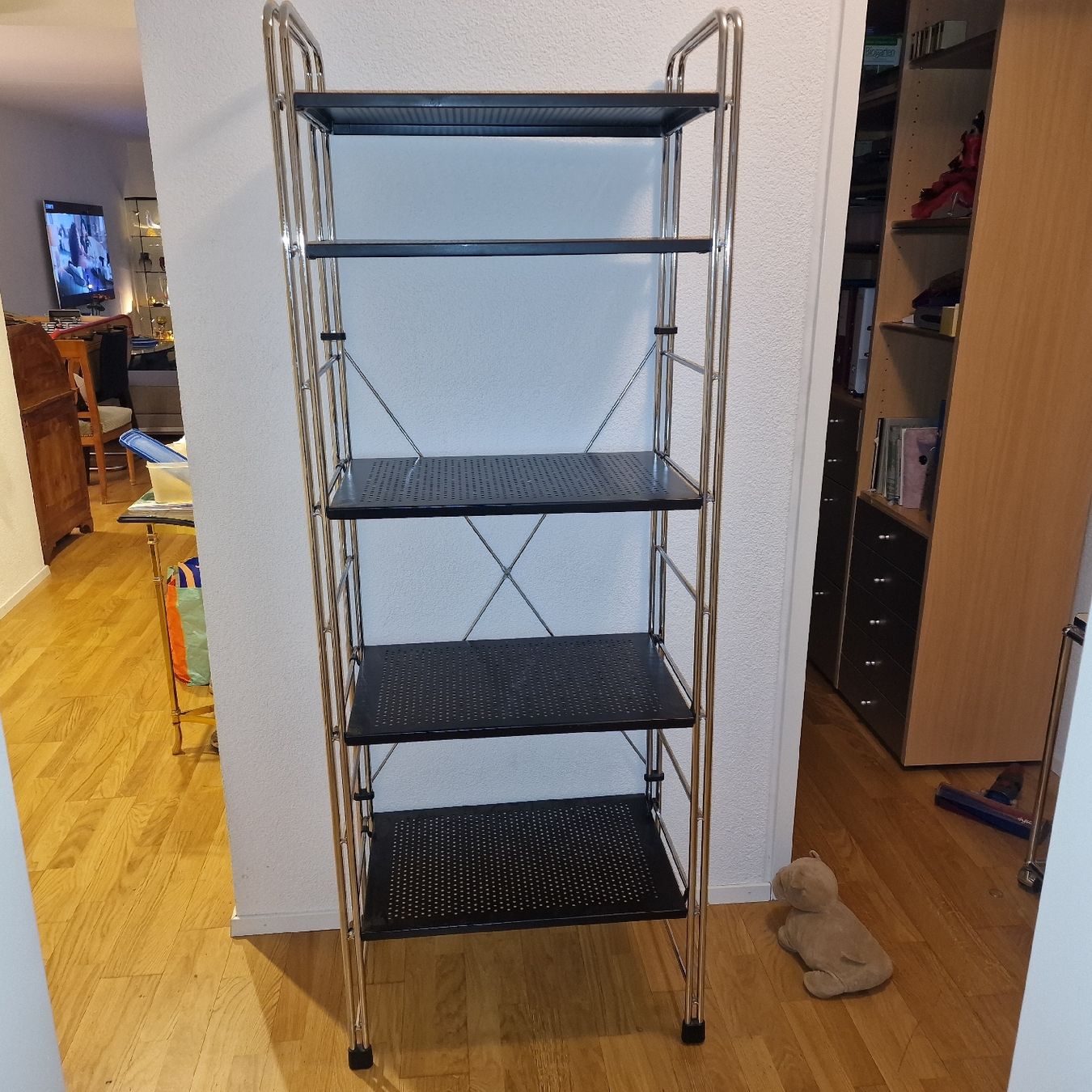 Scaffali: Modernes Regal, flexibel einsetzbar. Demontierbar. – Usato da BERN venduto da Intarsia