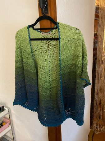 STRICKJACKE GRÜN,EINZELSTÜCK,HANDGEMACHT