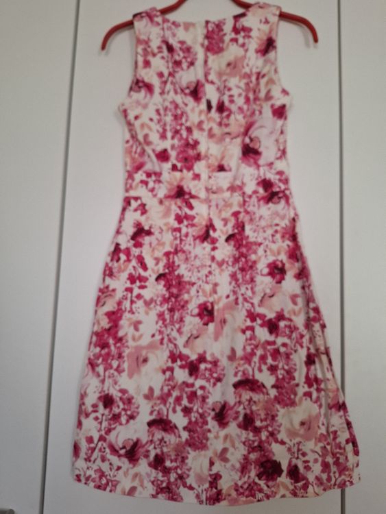 Orsay Vestiti: Orsay Sommerkleid mit Blumenmuster, Grösse 32, neuwertig – Usato da Emmen venduto da PrelovedPicks 1
