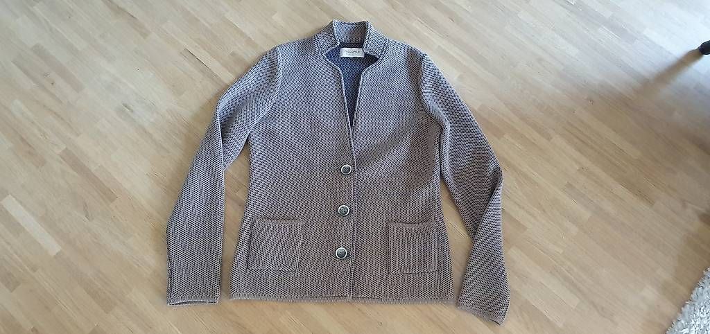 Maglioni & Felpe: Falconeri Extra feine Merinowolle Pullover – Nuovo e nell'imballaggio originale da Zürich venduto da zuHause75 3