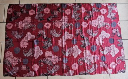 Grosses Seidenfoulard 175 x 110 cm