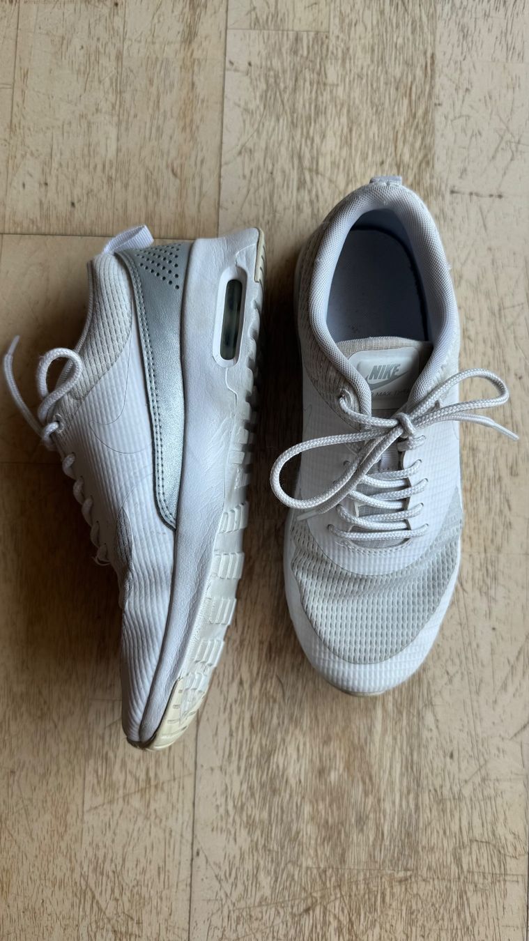 Nike Scarpe da donna: Nike Air Max Thea – Usato da Bulle venduto da Math2601 1