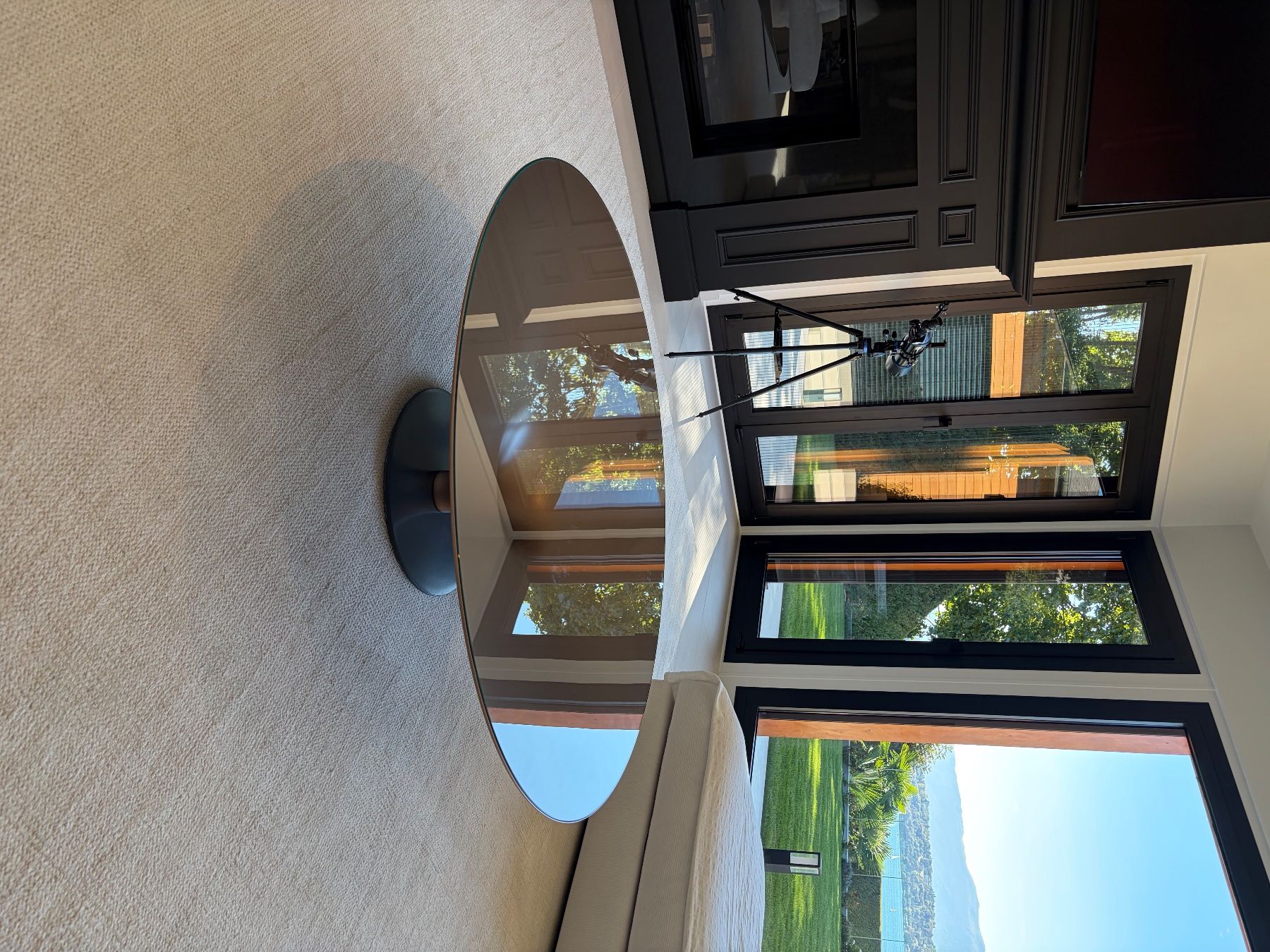 Roche Bobois Tables: Table  basse RocheBobois OVNI – Neuf (Voir description) à Cologny par lbe_87gr