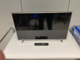 Fernseher mit Ambientelicht- Wiitergäh