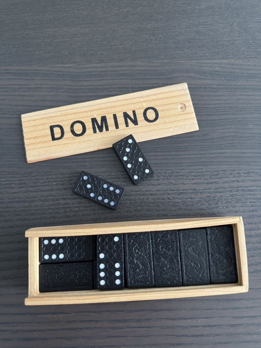 Spiele: DOMINO GAME🎲 – Gebraucht aus Dietikon von athiinax 1