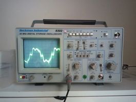BECKMAN INDUSTRIAL 9302 20mhz Oscilloscope