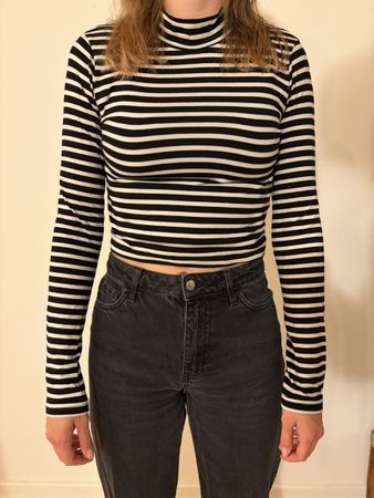 Damen Langarmshirt gestreift schwarz weiss guter Zustand