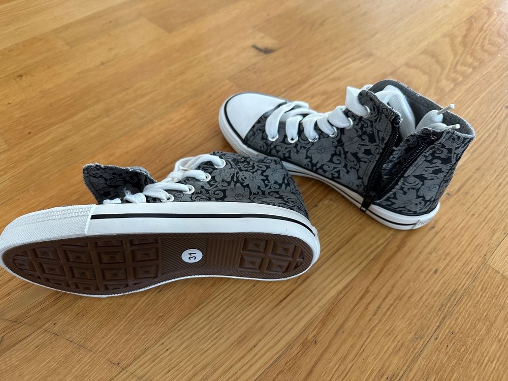 Neue Fullstop Sneakers fur MadchenGrosse 31 Comprare su Ricardo