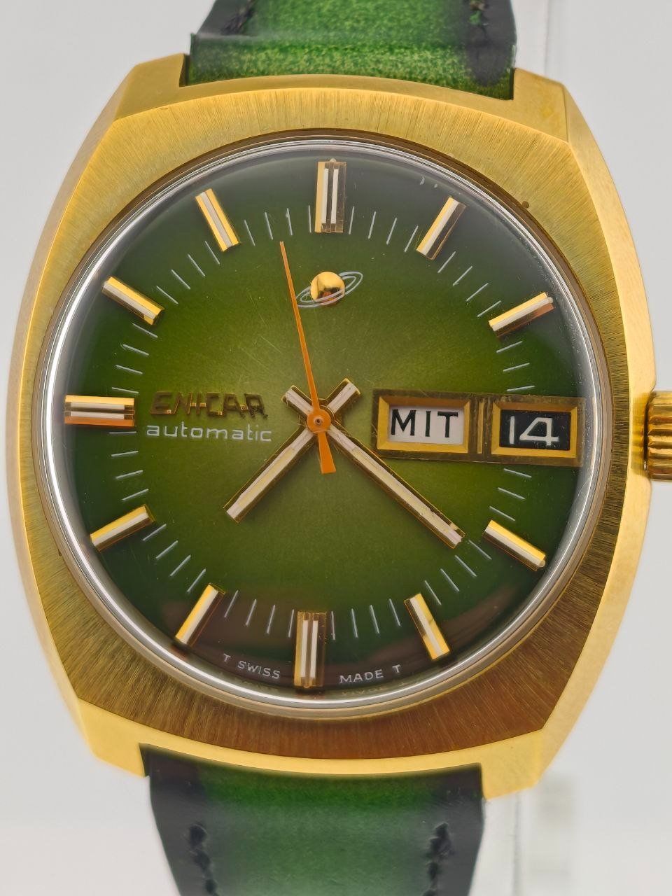 Enicar Orologi: Wunderschöne ENICAR AUTOMATIC Day Date Uhr, new old stock – Nuovo (secondo la descrizione) da Bassersdorf venduto da antik_leo 1