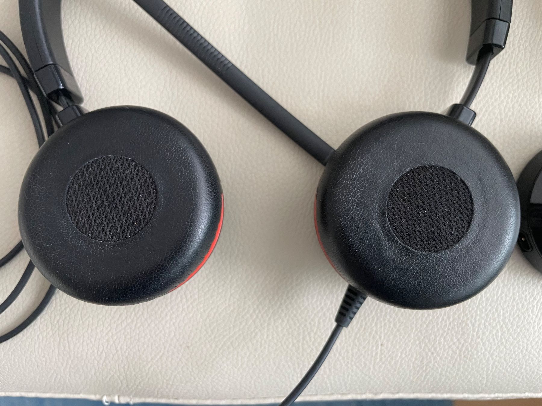 Jabra Cuffie: Jabra Evolve 30 II - MS Stereo - TOPZUSTAND OFFICE – Usato da Ittigen venduto da olli68 1