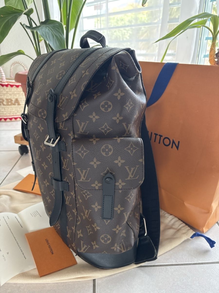 Louis Vuitton Rucksäcke: Sac Louis Vuitton CHRISTOPHER PM – Neu (gemäss Beschreibung) aus Monthey von LoveBrand 2
