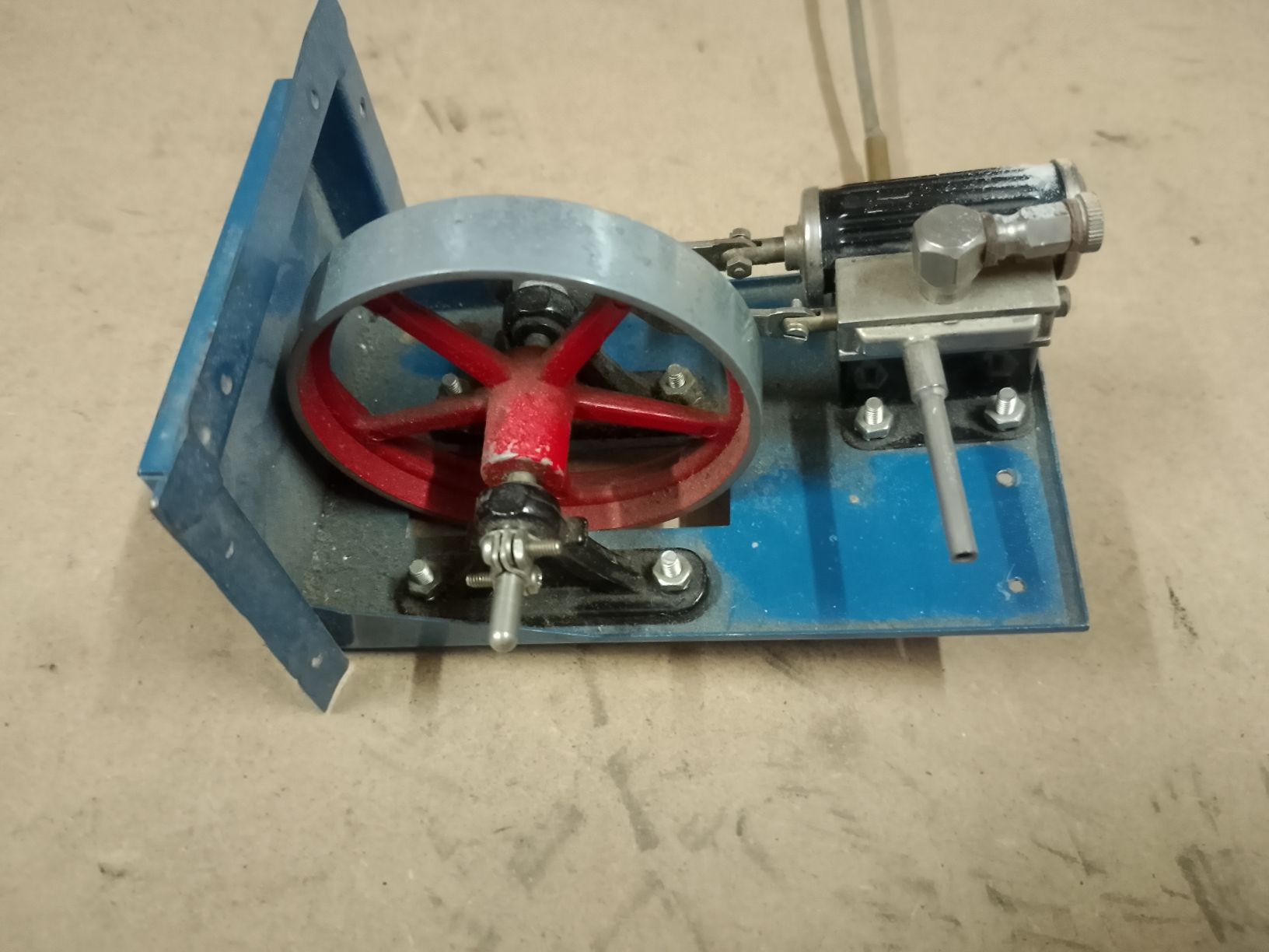 Wilesco Kit di modellismo & Modellini statici: Wilesco Schiffsantrieb – Usato da Safenwil venduto da dodgewc12 7