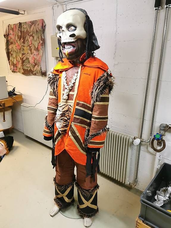 Costumi: Kostüm VooDoo – Usato da Bleienbach venduto da ven_k5rv 1