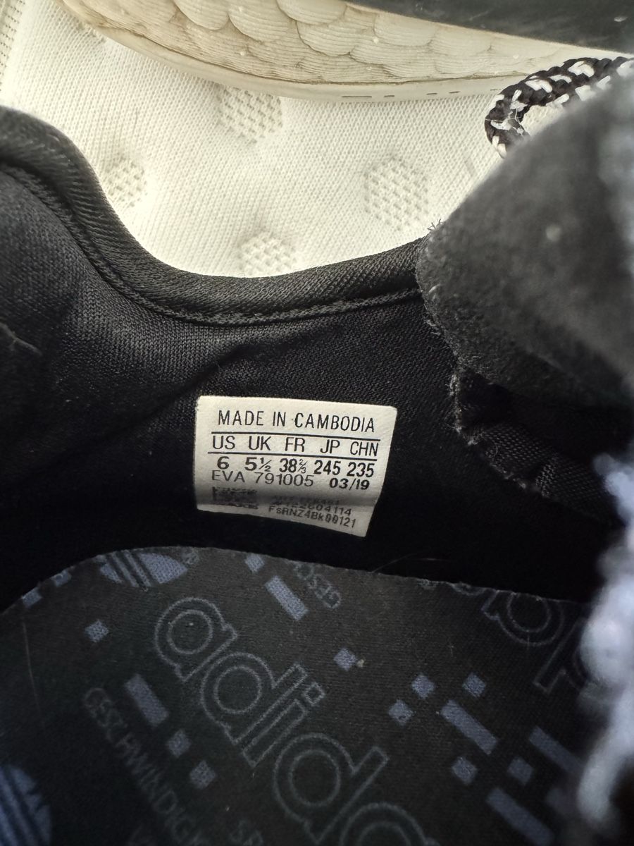 Adidas Herrenschuhe: Adidas Turnschuhe  – Gebraucht aus St. Gallen von nikolasbong 4