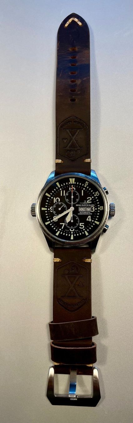 Zeno Uhren: Zeno Watch Basel / Fellow Oversized Chronograph Day-Date – Gebraucht aus Höfen b. Thun von Pritt1 2