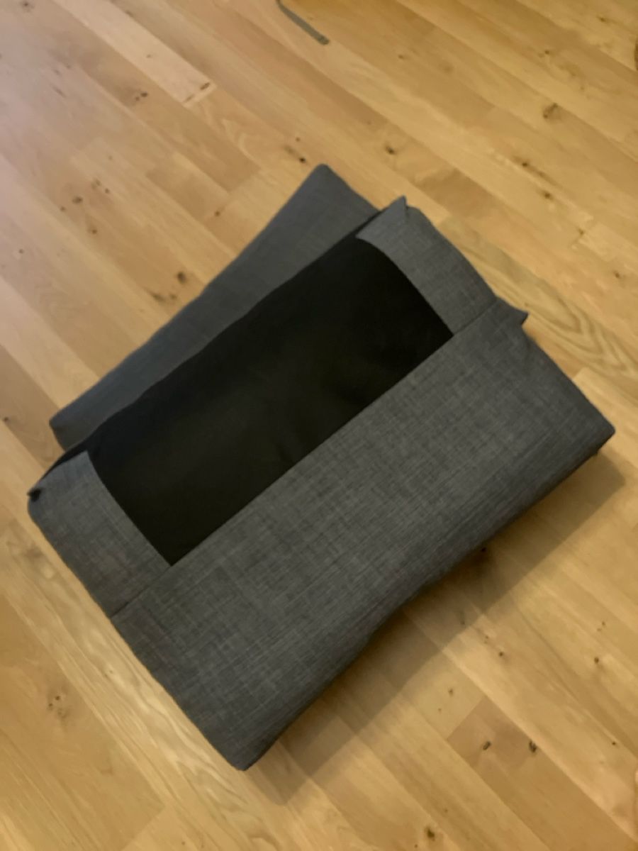 Ikea Coussins: 2 coussins pour canapé FRIHETEN – D'occasion à Bern par luc_m569 1
