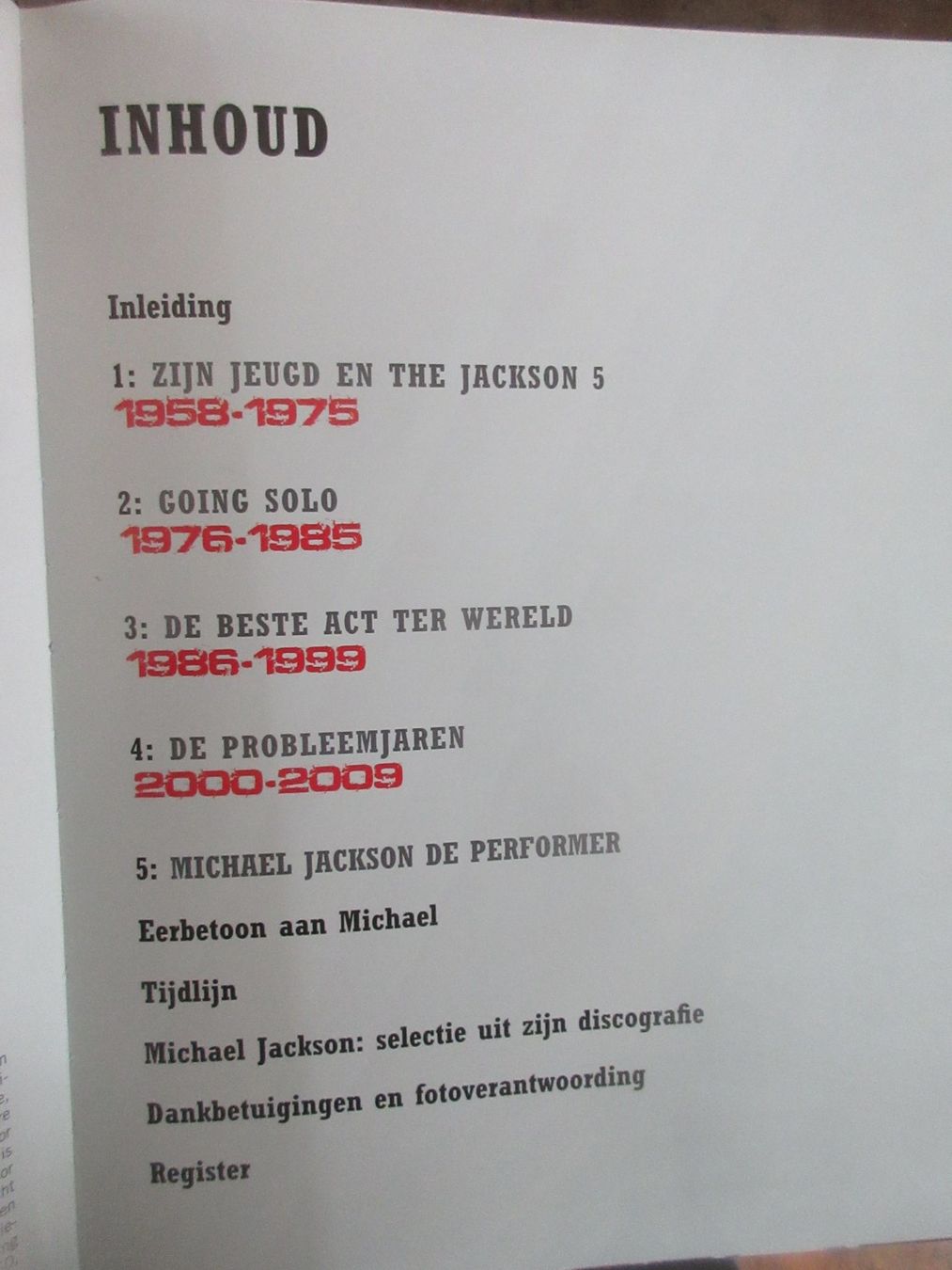 Libri: Ein Biographisches Bilderalbum von Michael Jackson – Usato da Madiswil venduto da Mamaro 1
