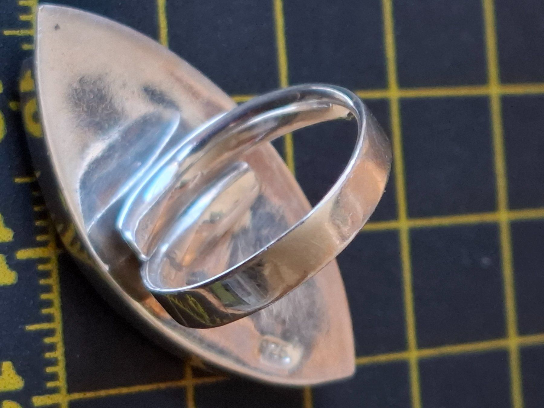Bagues: Ring Silber 925 mit Perlmutt – D'occasion à Zwieselberg par Halifaxmendusli 4