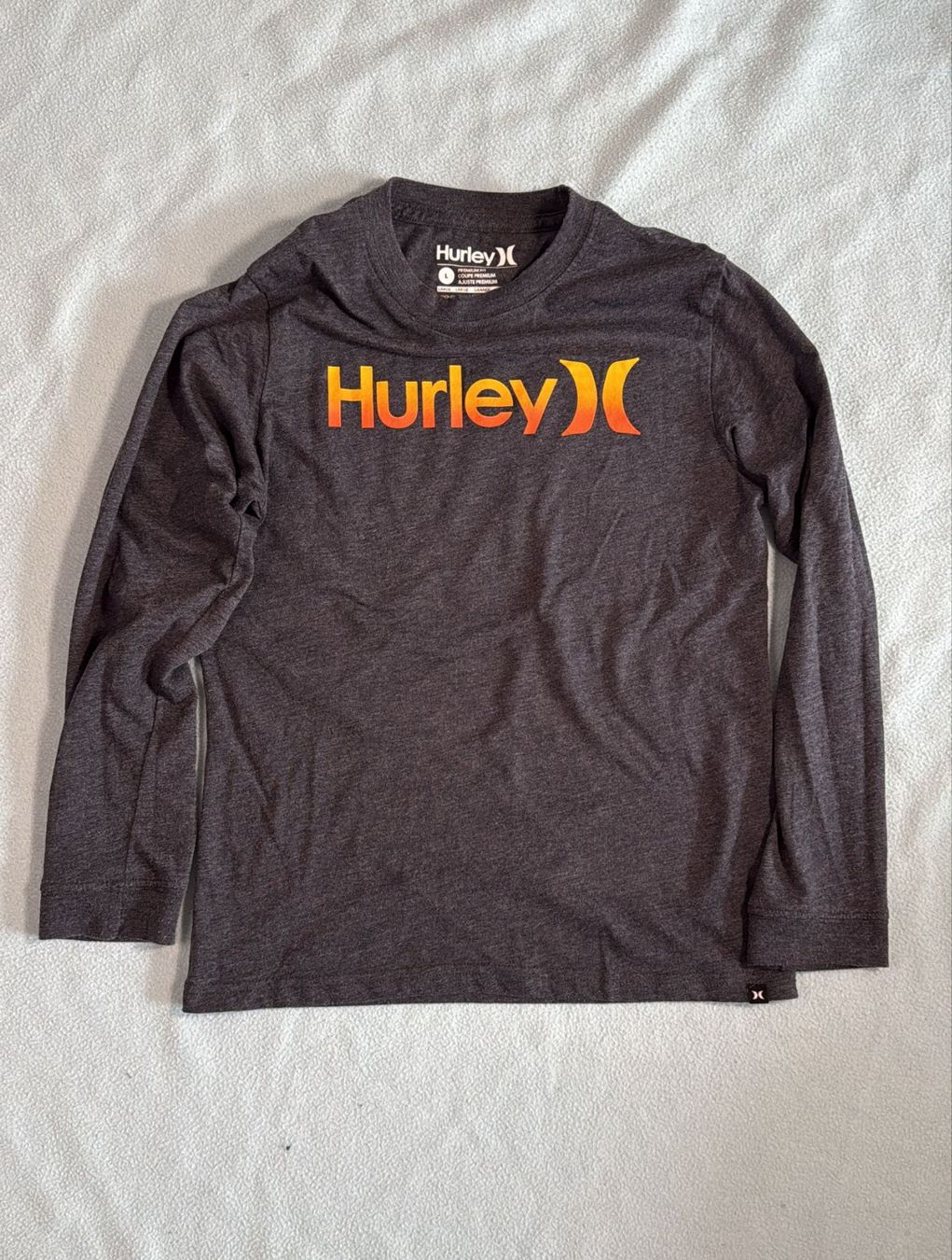 Pullover & Sweatshirts: Hurley Pullover – Gebraucht aus Bern von jbern3012