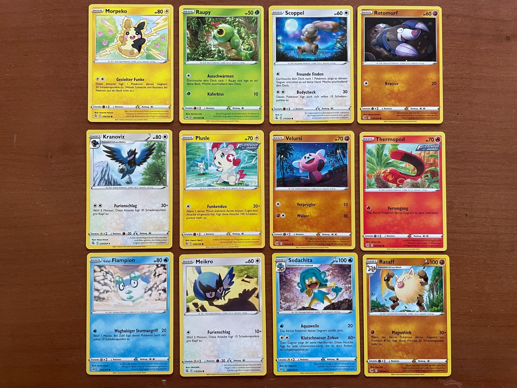 Pokémon Sammelbilder & Trading cards: Pokemon 12er Karten Set (Versand gratis) – Neu (gemäss Beschreibung) aus Chur von Angerson
