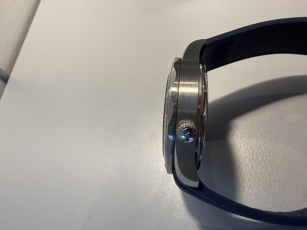 Omega Montres: Omega Seamaster Diver 300 M  – D'occasion à Lausanne par fel_r6b7 5