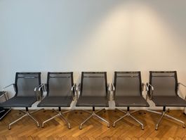 5 Stk. Vitra Eames EA 108 Aluminium Chair Netz