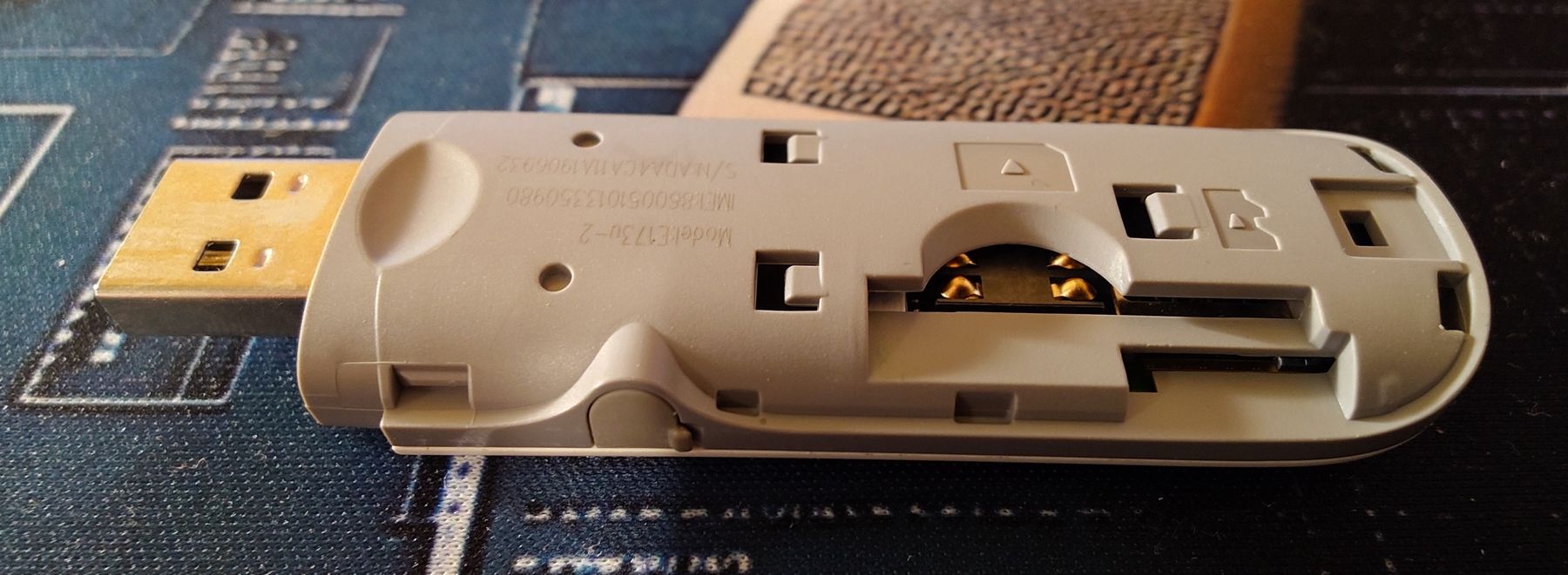 Huawei Chiavette USB: M-Budget Hotspot - Klassiker - USB Stick - Sim Karten – Nuovo (secondo la descrizione) da Ennetmoos venduto da Faders 5