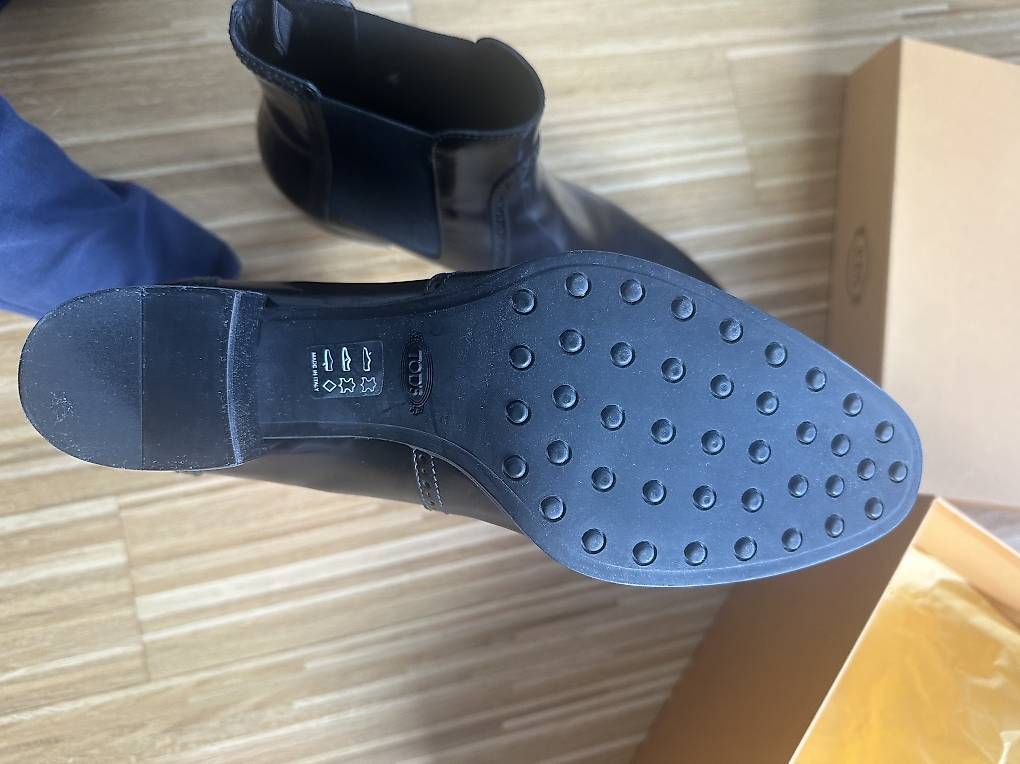 Tod'S Scarpe da donna: TOD'S Stiefeletten NEU Gr. 39- schwarz – Nuovo (secondo la descrizione) da Zürich venduto da mar_22hb 4
