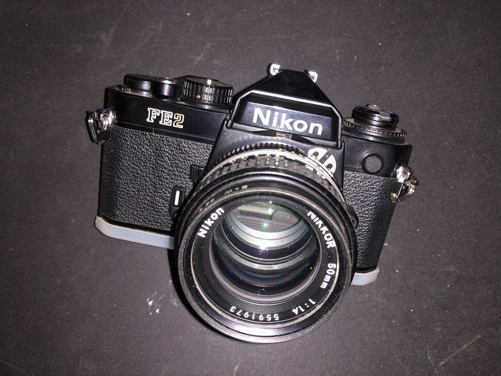 Appareil photo argentique Nikon F100 MB-15 EN L'ÉTAT + objectif Nikkor 35-80