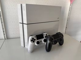 PlayStation 4 - 500GB, Glacier White + 2 Controller