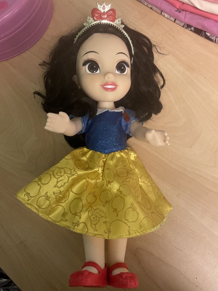 Disney Puppen: Süsse neuwertige Schneewittchen Puppe – Neu (gemäss Beschreibung) aus Obergerlafingen von cabo4