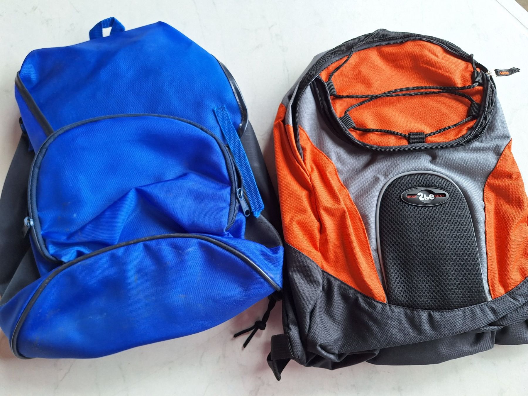 Borse & Zaini: 2 STK TAGES RUCKSACK – Usato da Huttwil venduto da Kunterbuntli