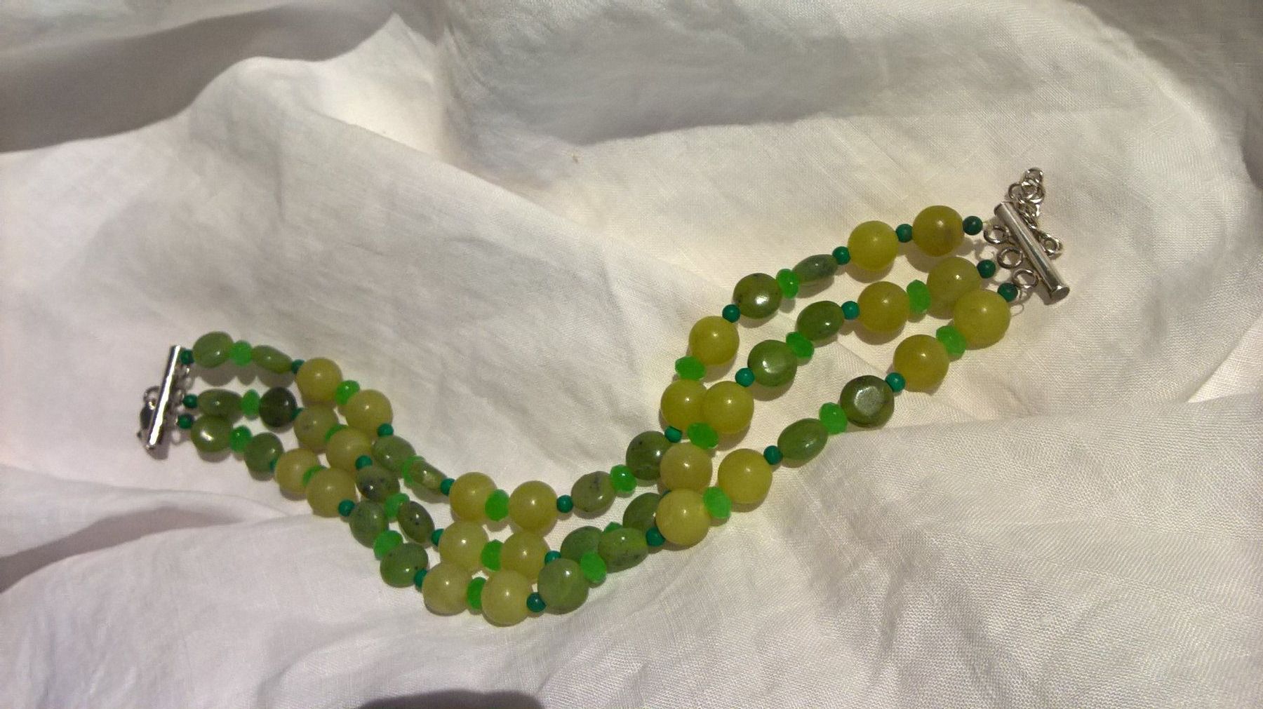 Bracciali & Braccialetti: Armband mit Steinen – Nuovo (secondo la descrizione) da Ebnat-Kappel venduto da carastellabella 1