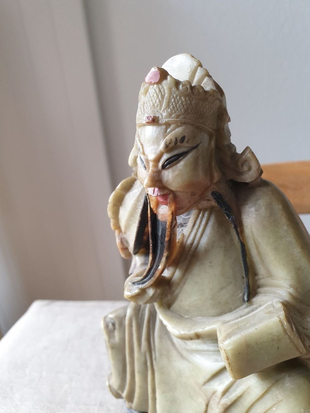 Skulpturen & Statuen: China Specksteinfigur auf Sockel – Gebraucht aus Bottmingen von sandy_2 1