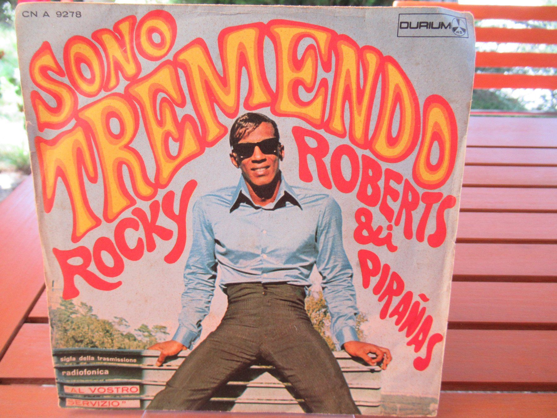 Dischi in vinile: ROCKY ROBERTS - SONO TREMENDO – Usato da Grône venduto da Mire01