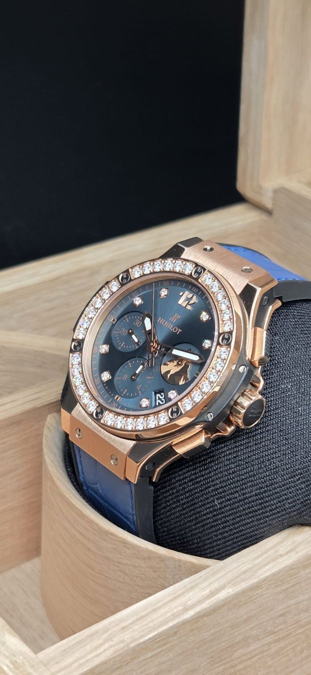 Hublot Orologi: Hublot – Nuovo e nell'imballaggio originale da La Chaux-de-Fonds venduto da curtitswisswatches 2